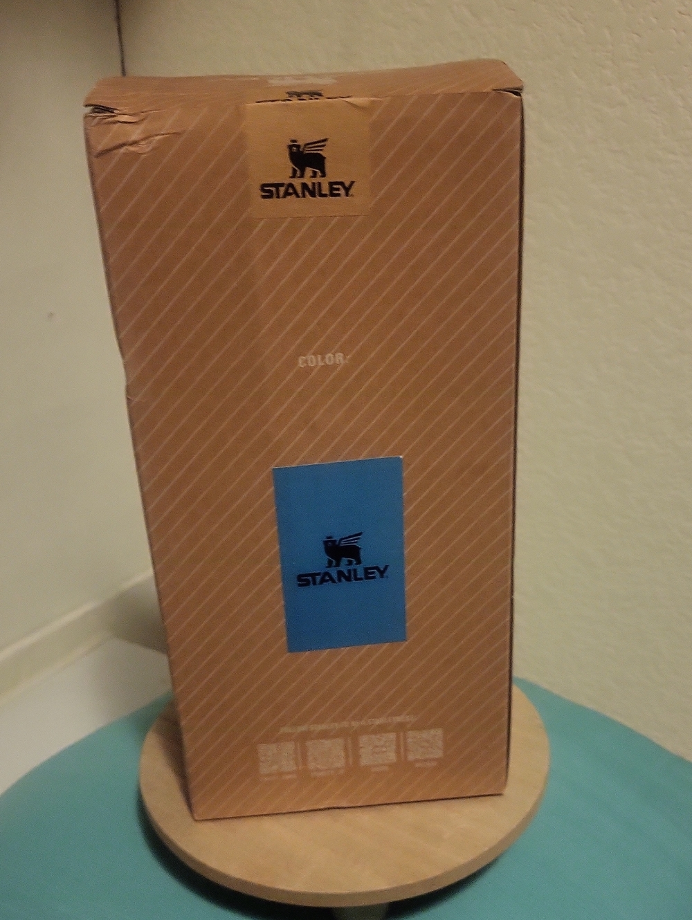 Stanley Insulated Bottle - Blue Boxed SEALED.